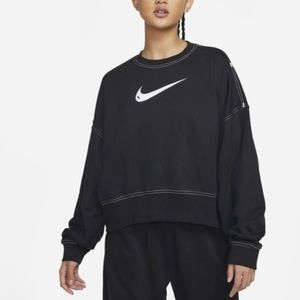 Black oversized Nike sweatshirt